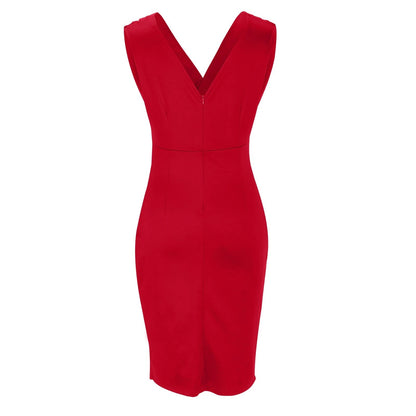 Elegant Fitted Dress with V-Neckline
